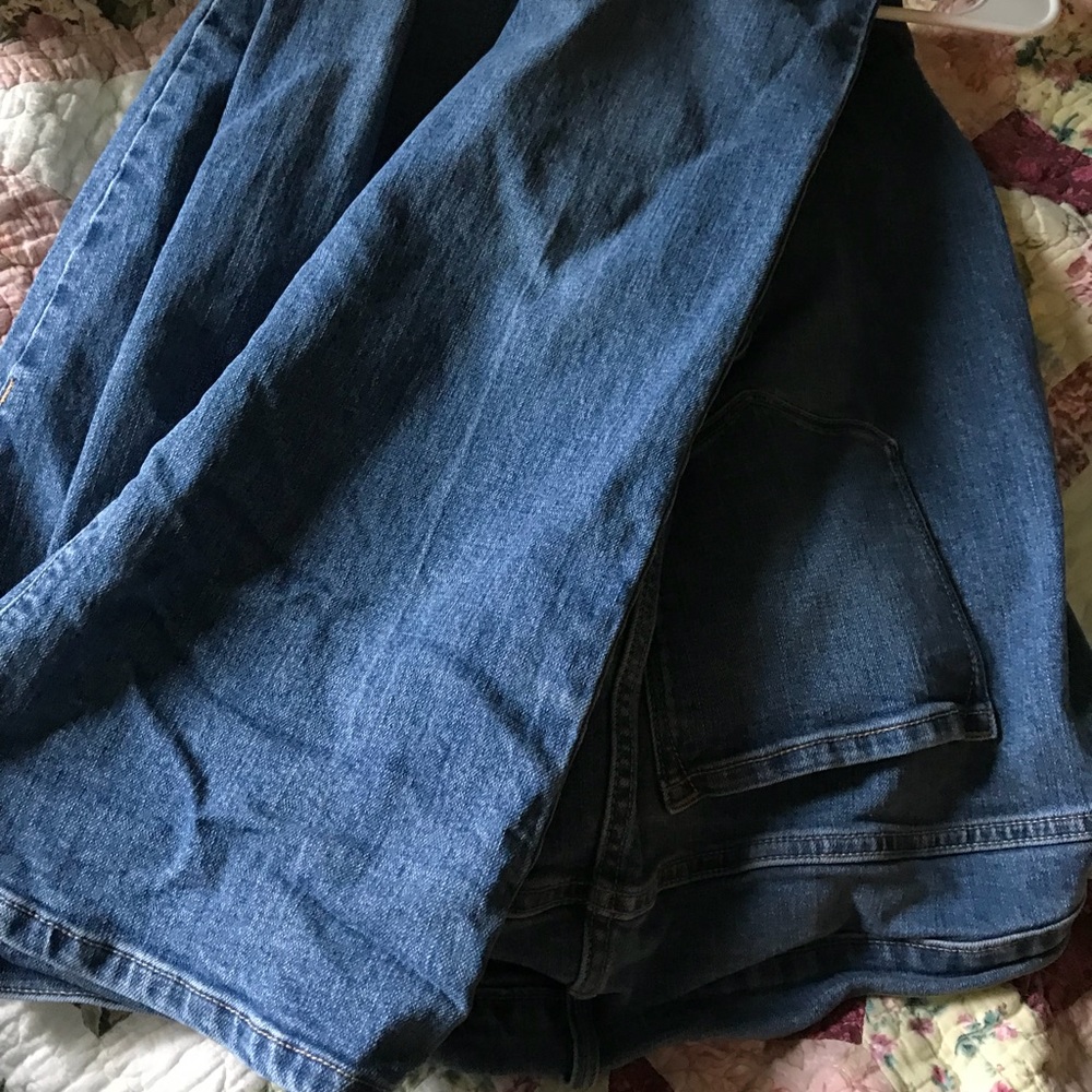 Stretchy jeans
